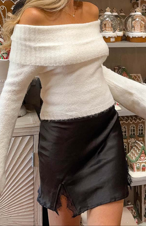Cristina lace mini skirt black