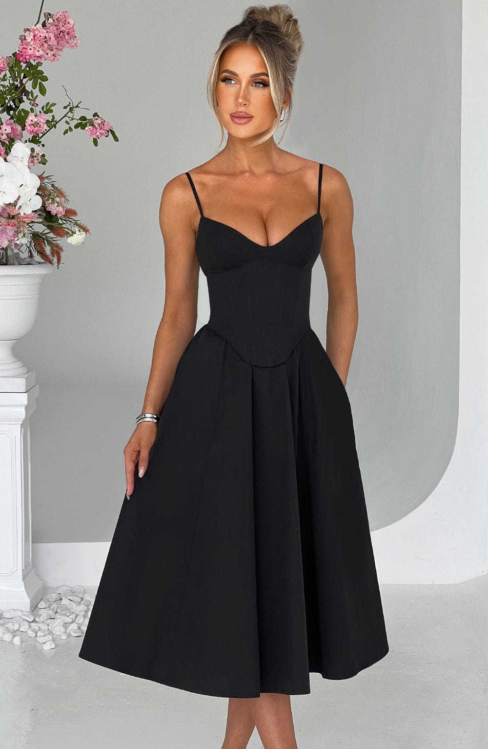 Daniela midi dress - black