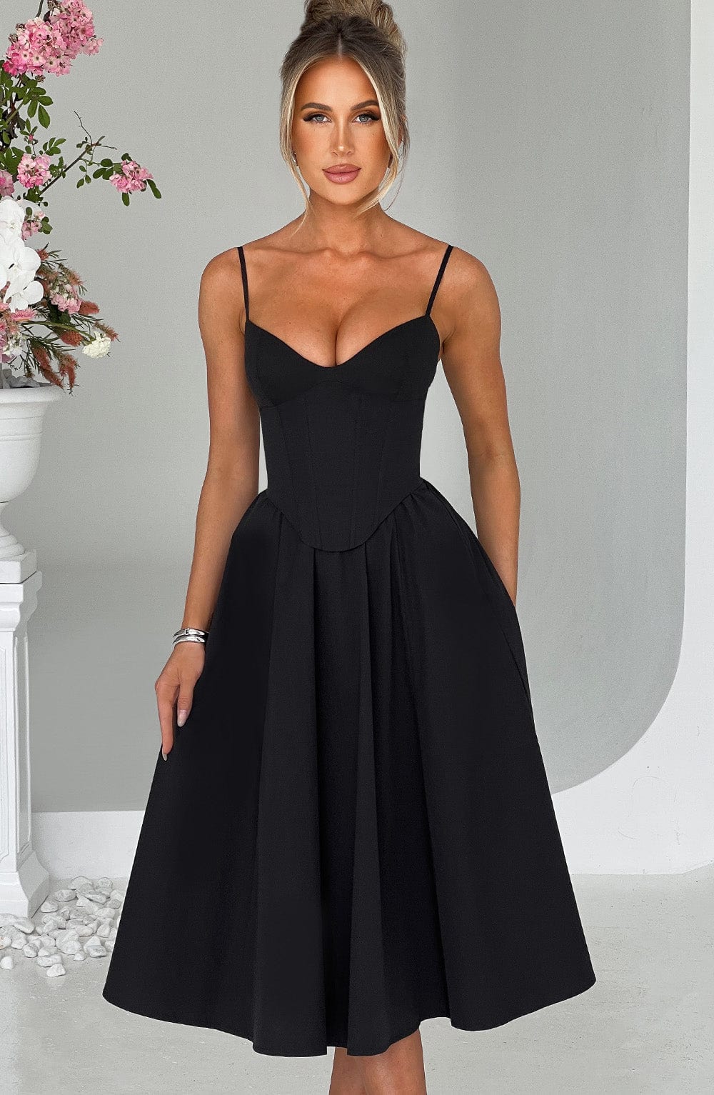Daniela midi dress - black