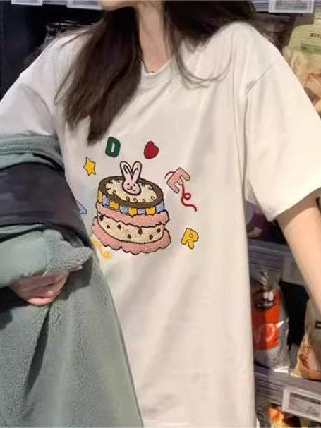 2000s cake print cartoons top