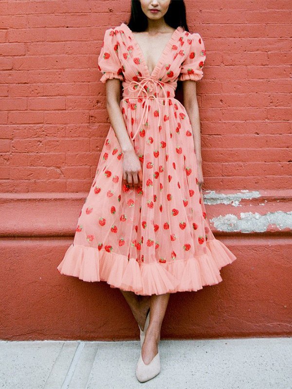 Pink Vintage Style Sequin Strawberry Mesh Pleated Maxi Dress