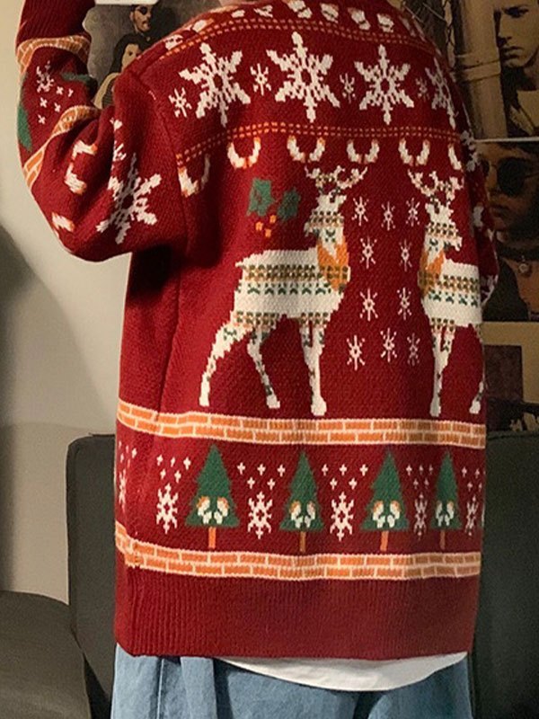 Vintage round neck sweater with Christmas deer print