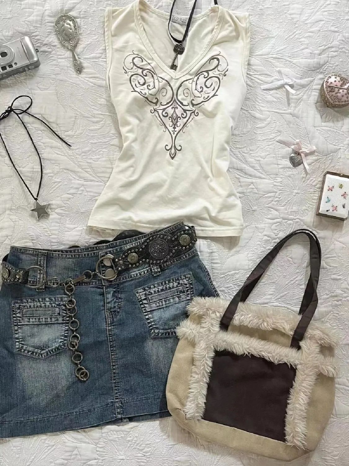 JY White Grunge Print V Neck Tank Top / White Grunge Print V Neck Tank Top