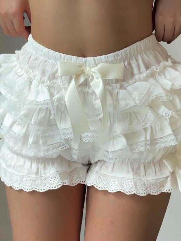 Vintage White Pumpkin Shorts with Lace Ruffle